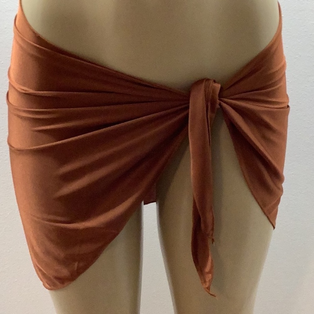 Lago Mar One Size Rust Color Swim Sarong. Made in USA. New With Tags.